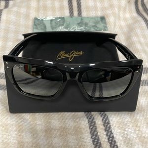 NWOT Maui Jim ALOHA LANE Black Sunglasses